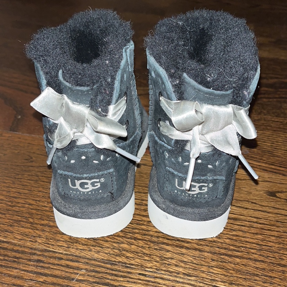 Ugg boots black with silver bow
